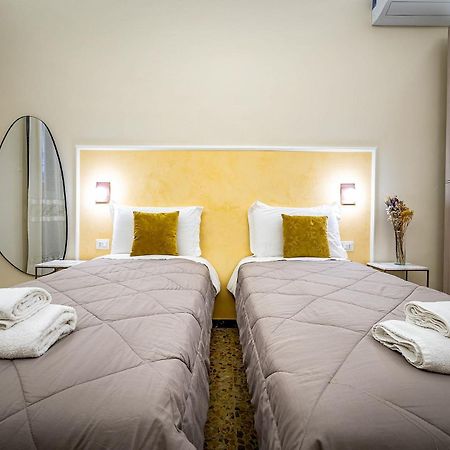 Residenza Viola Lägenhet Florens Exteriör bild